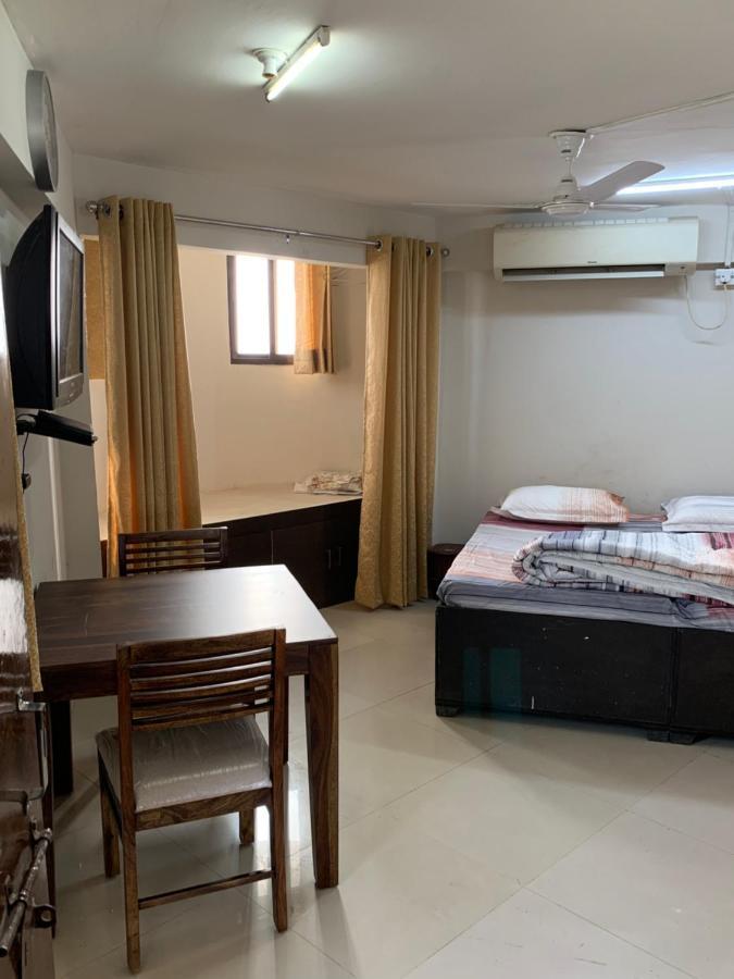Kamil'S Studio Apartment Lucknow Buitenkant foto